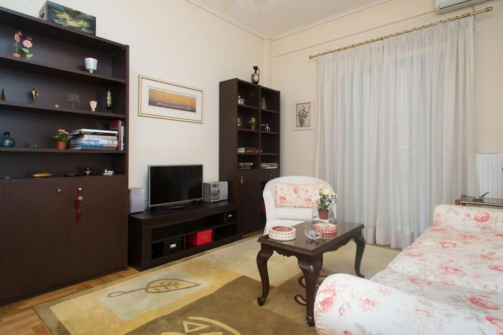 Top-Rated 1-Bedroom Apartment In The Heart Of Афіни Екстер'єр фото
