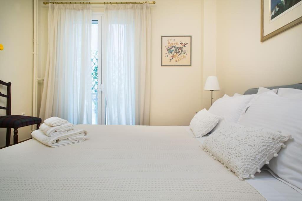 Top-Rated 1-Bedroom Apartment In The Heart Of Афіни Екстер'єр фото