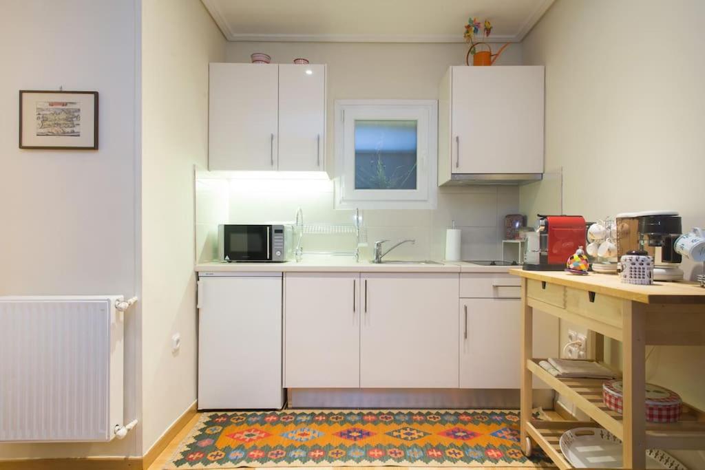 Top-Rated 1-Bedroom Apartment In The Heart Of Афіни Екстер'єр фото
