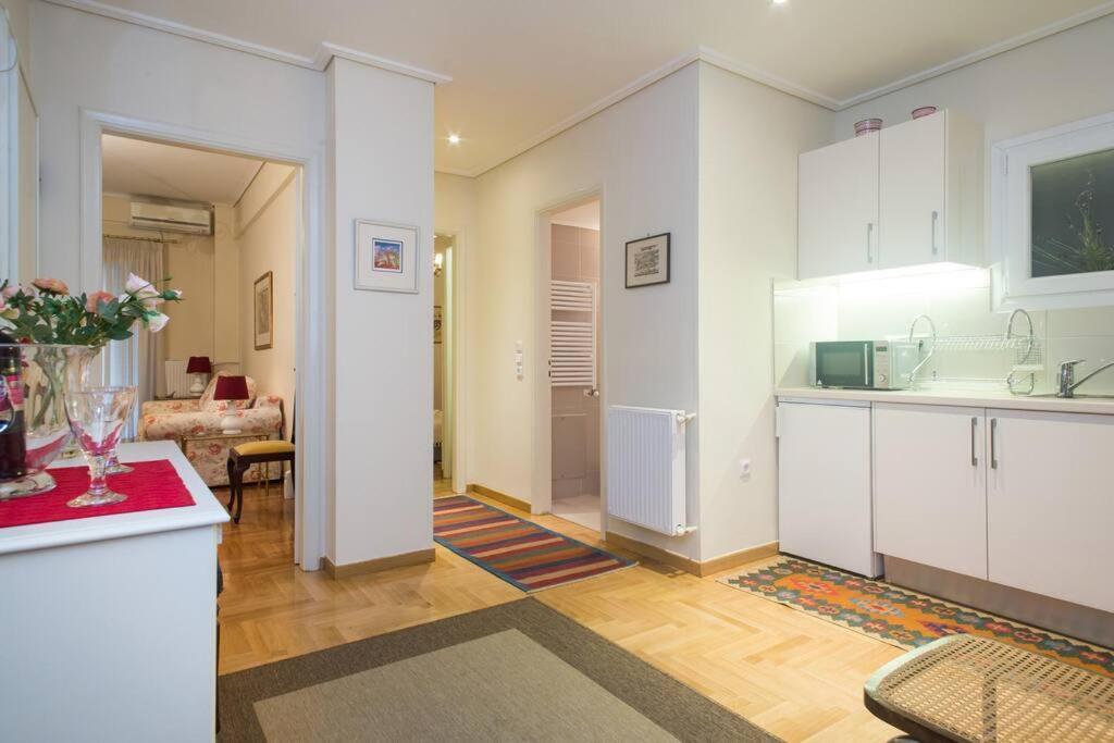 Top-Rated 1-Bedroom Apartment In The Heart Of Афіни Екстер'єр фото